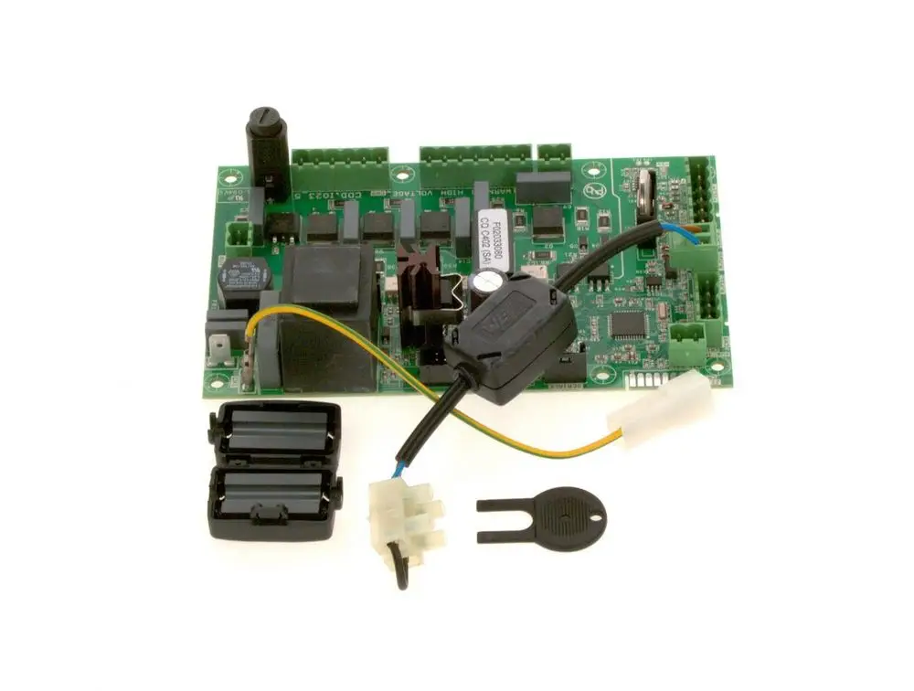 Bosch Steuerungsplatine mit verschiedenen elektrischen Komponenten und Anschlussmöglichkeiten, geeignet für Pelletöfen oder -heizungen.